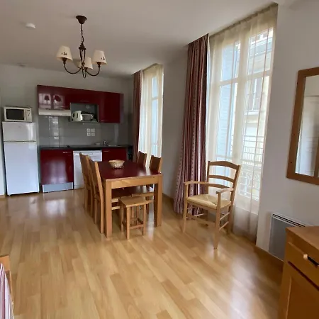 דירה De Luchon, Val De Jade, Beau T3 Meuble, Plein Centre, Pour 4 Ou 6 Personnes