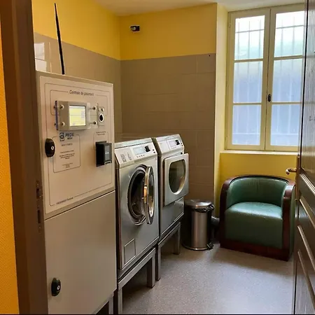 De Luchon, Val De Jade, Beau T3 Meuble, Plein Centre, Pour 4 Ou 6 Personnes *