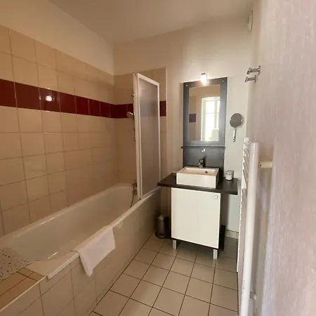 דירה De Luchon, Val De Jade, Beau T3 Meuble, Plein Centre, Pour 4 Ou 6 Personnes