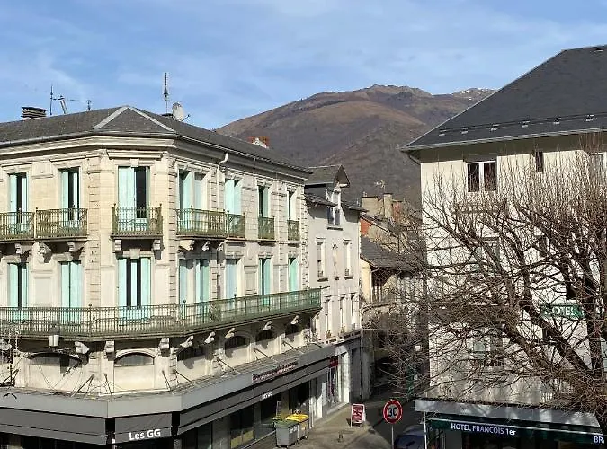 Les Oursons, Val De Jade, Beau T3 Meuble, Plein Centre, Wifi, Ascenseur Bagnères-de-Luchon